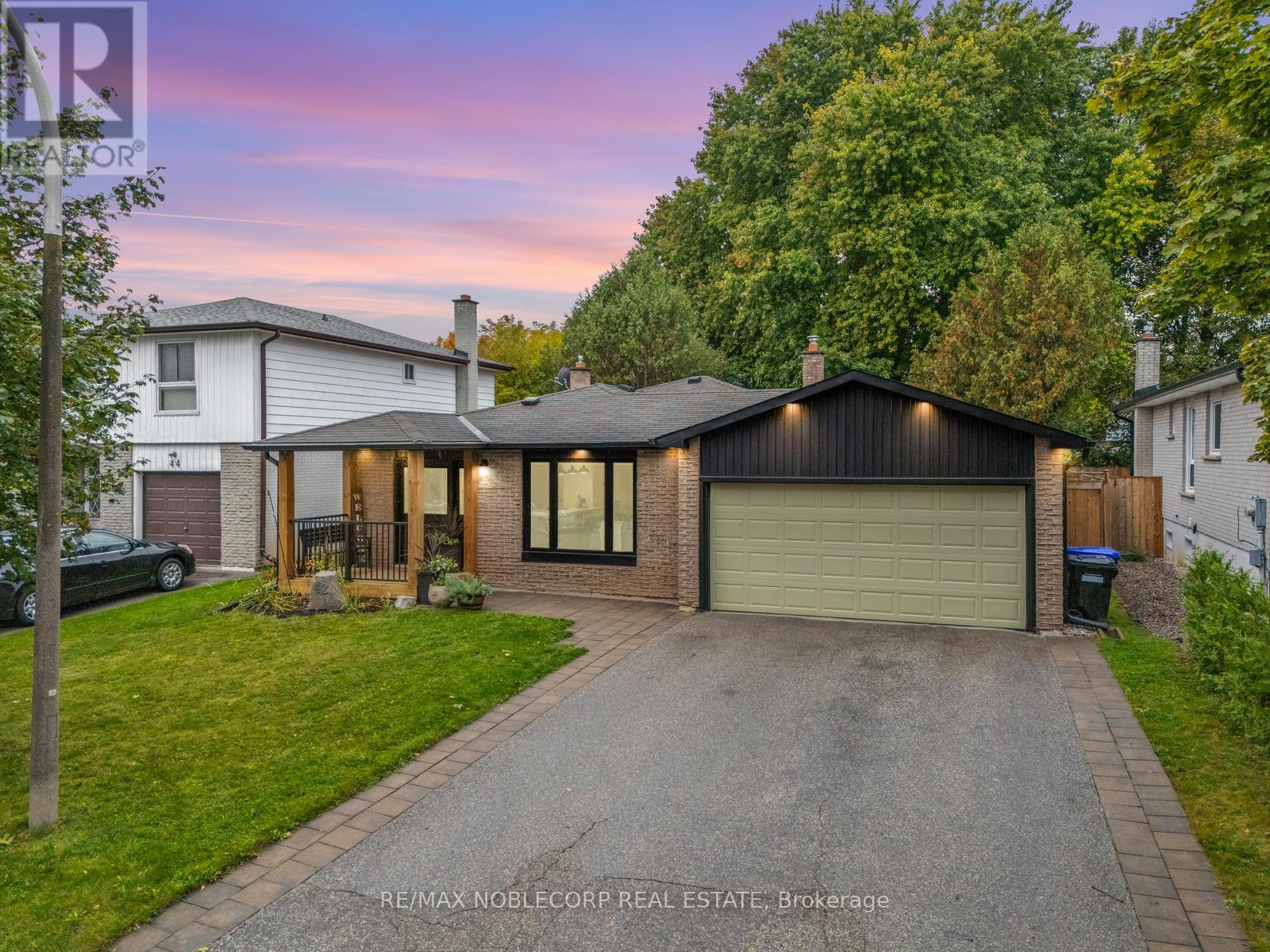 42 Mitchell Avenue, New Tecumseth, Ontario  L9R 1C2 - Photo 1 - N12473958