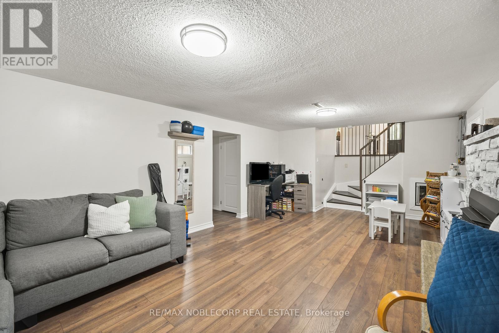 42 Mitchell Avenue, New Tecumseth, Ontario  L9R 1C2 - Photo 30 - N12473958