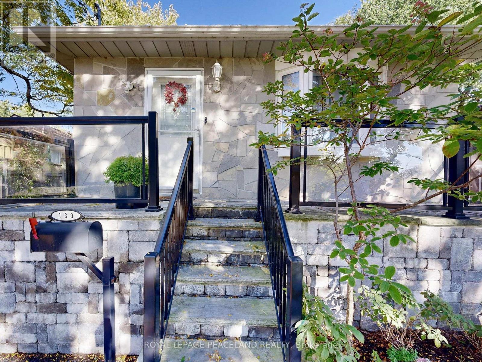 139 Scarboro Crescent, Toronto, Ontario  M1M 2J5 - Photo 4 - E12474984