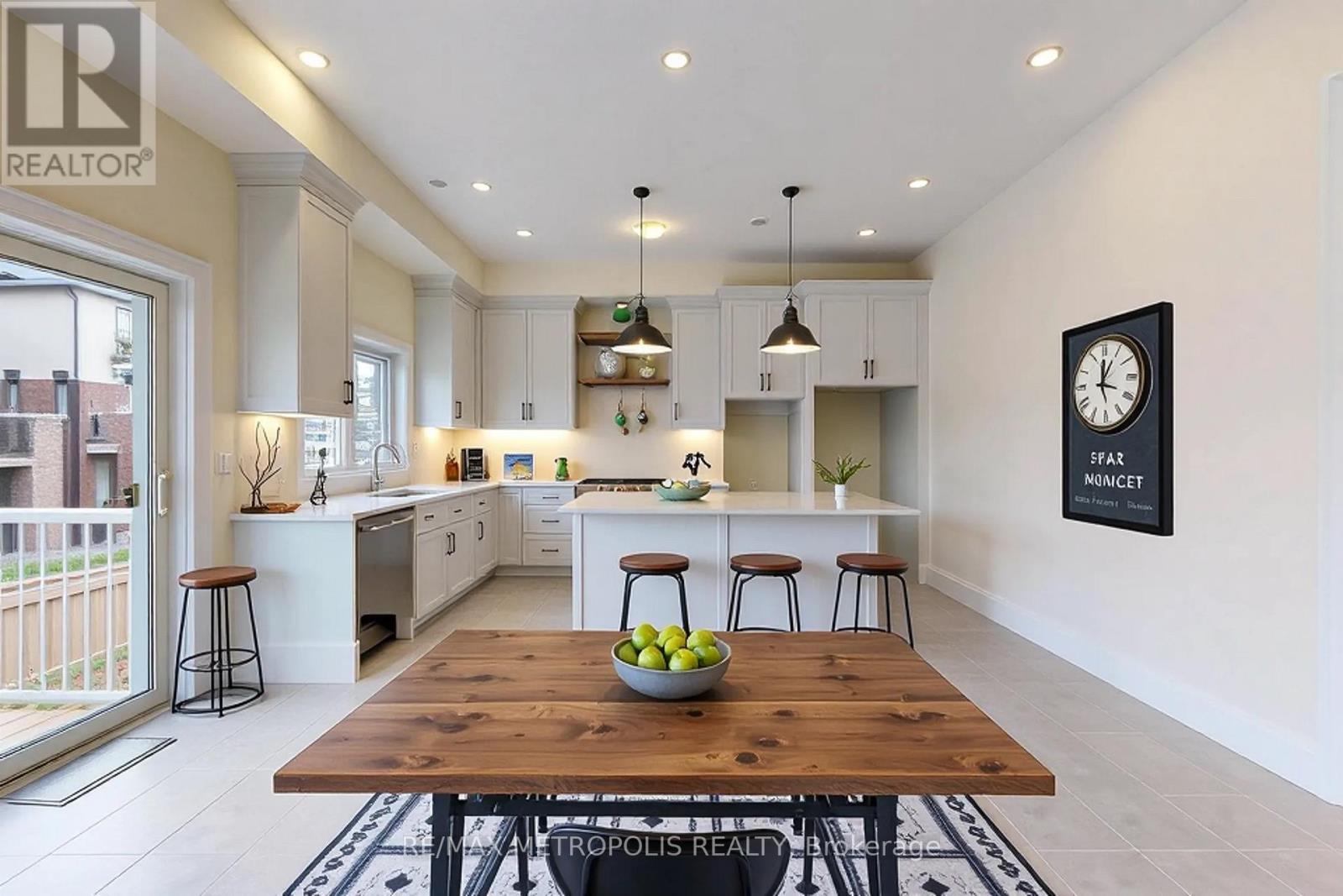 15 Seguin Street, Richmond Hill, Ontario  L4E 1L8 - Photo 11 - N12474983