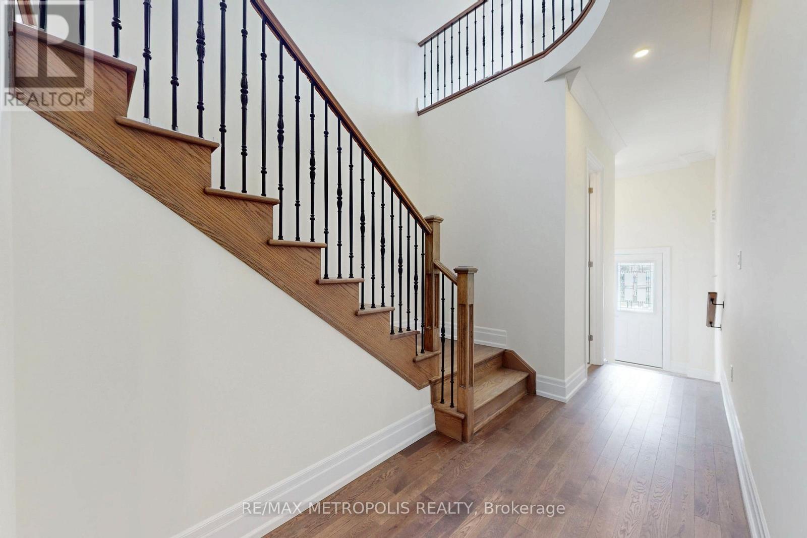 15 Seguin Street, Richmond Hill, Ontario  L4E 1L8 - Photo 14 - N12474983