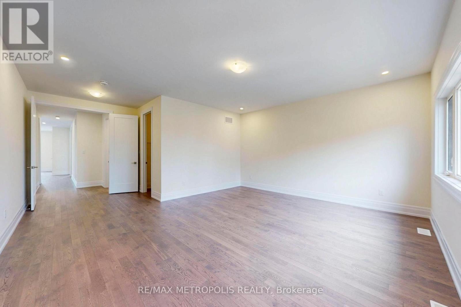 15 Seguin Street, Richmond Hill, Ontario  L4E 1L8 - Photo 18 - N12474983