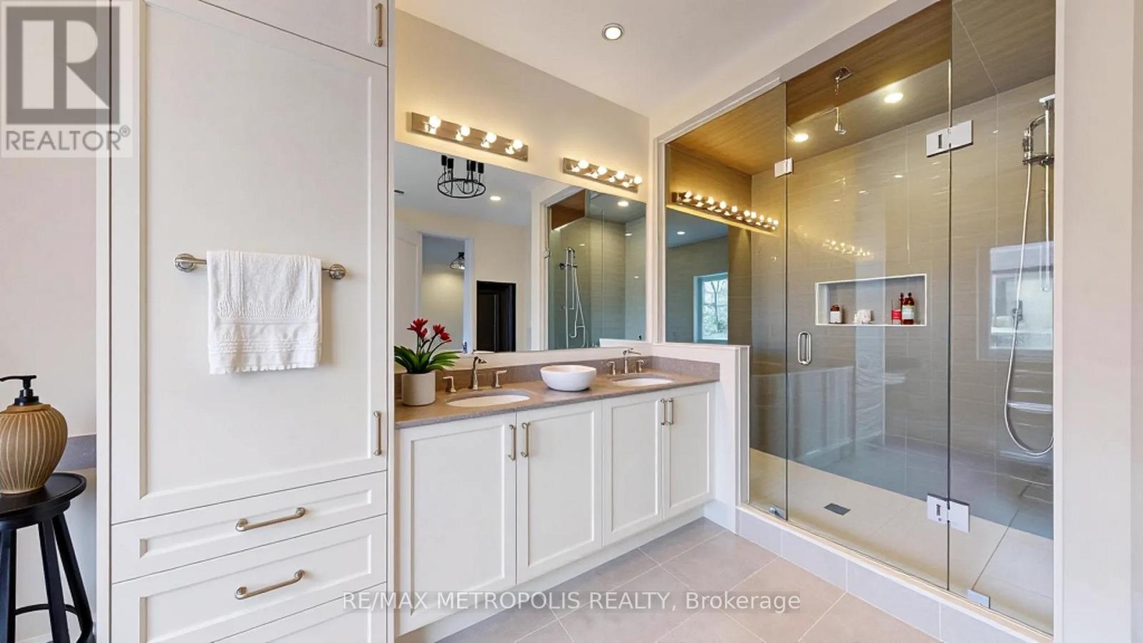 15 Seguin Street, Richmond Hill, Ontario  L4E 1L8 - Photo 20 - N12474983