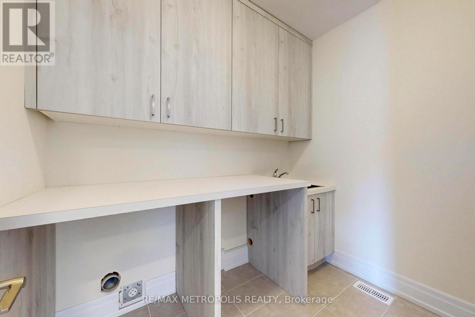 15 Seguin Street, Richmond Hill, Ontario  L4E 1L8 - Photo 27 - N12474983