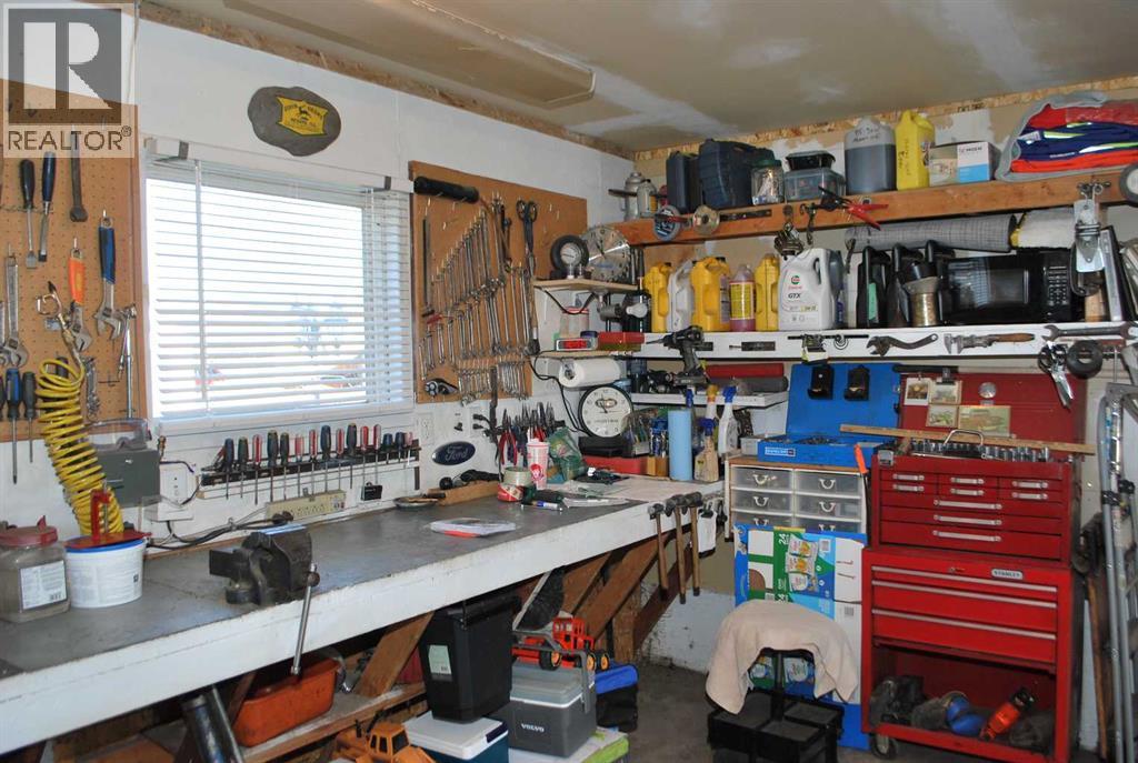 246 N 100 E, Raymond, Alberta  T0K 2S0 - Photo 39 - A2265761