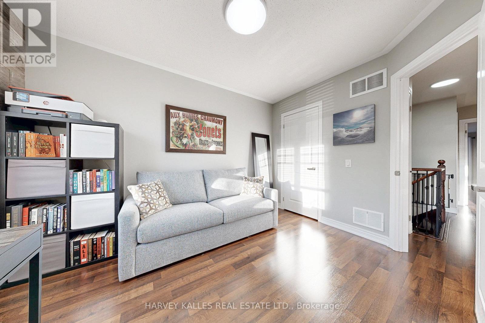 41 Selby Crescent, Bradford West Gwillimbury, Ontario  L3Z 0V3 - Photo 22 - N12474968