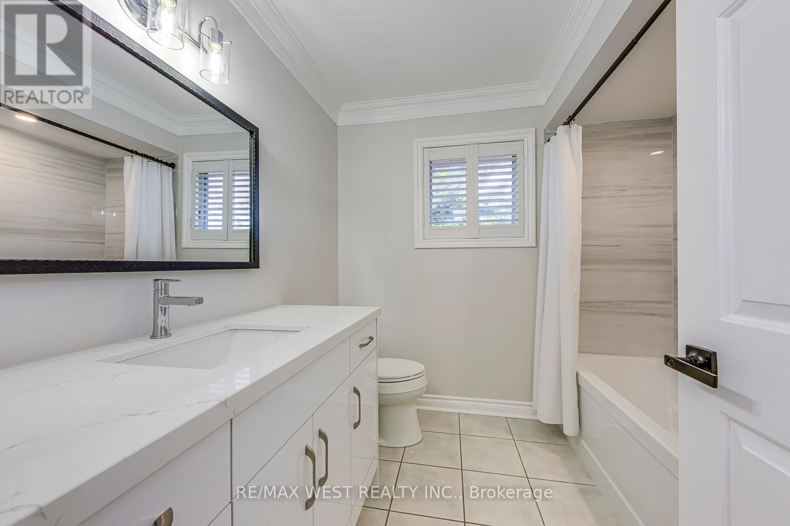 1397 Helen Court, Oakville, Ontario  L6L 6J9 - Photo 26 - W12474975