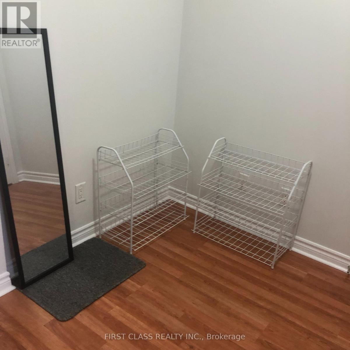 1612-B - 3880 Duke Of York Boulevard, Mississauga, Ontario  L5B 4M7 - Photo 14 - W12474982