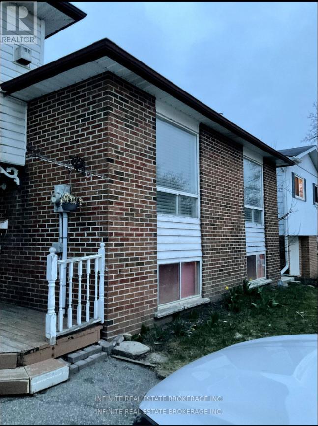 122 Parkview Drive, Orangeville, Ontario  L9W 3J3 - Photo 1 - W12475005