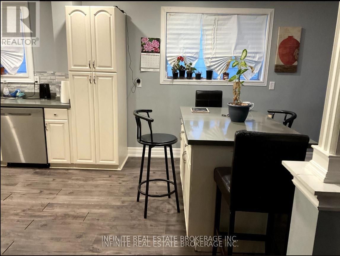 122 Parkview Drive, Orangeville, Ontario  L9W 3J3 - Photo 5 - W12475005