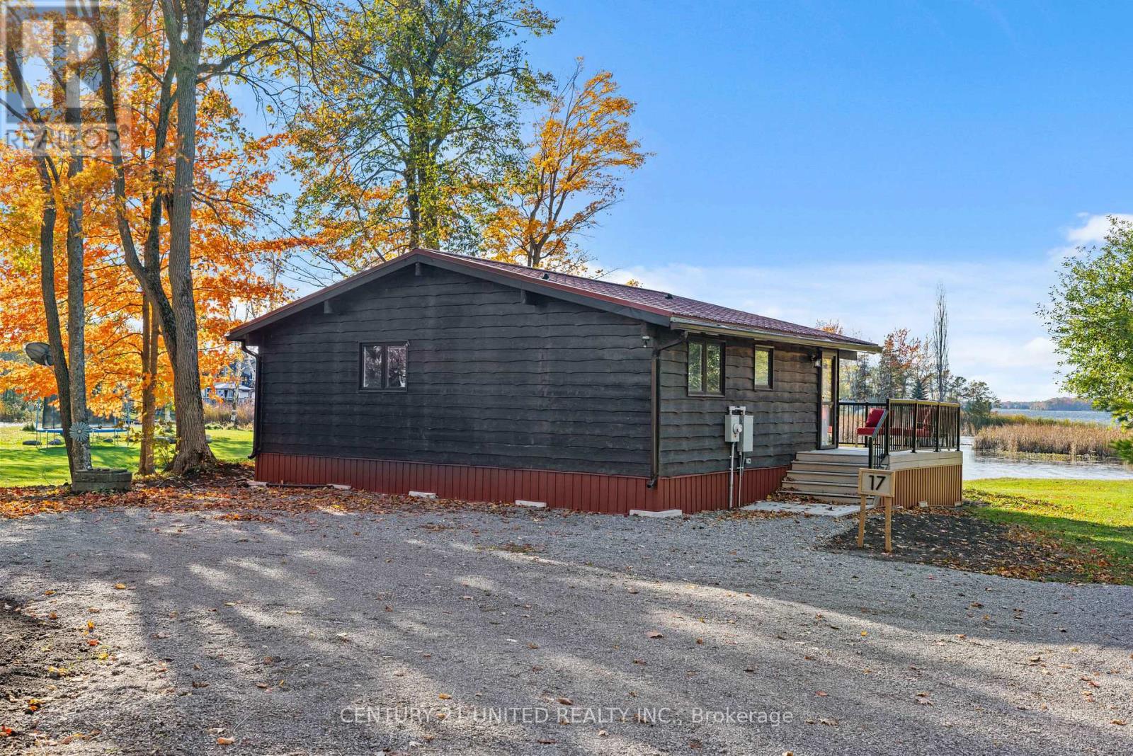 17 Rollie's Bay Road E, Curve Lake First Nation 35, Ontario  K0L 1R0 - Photo 4 - X12474858