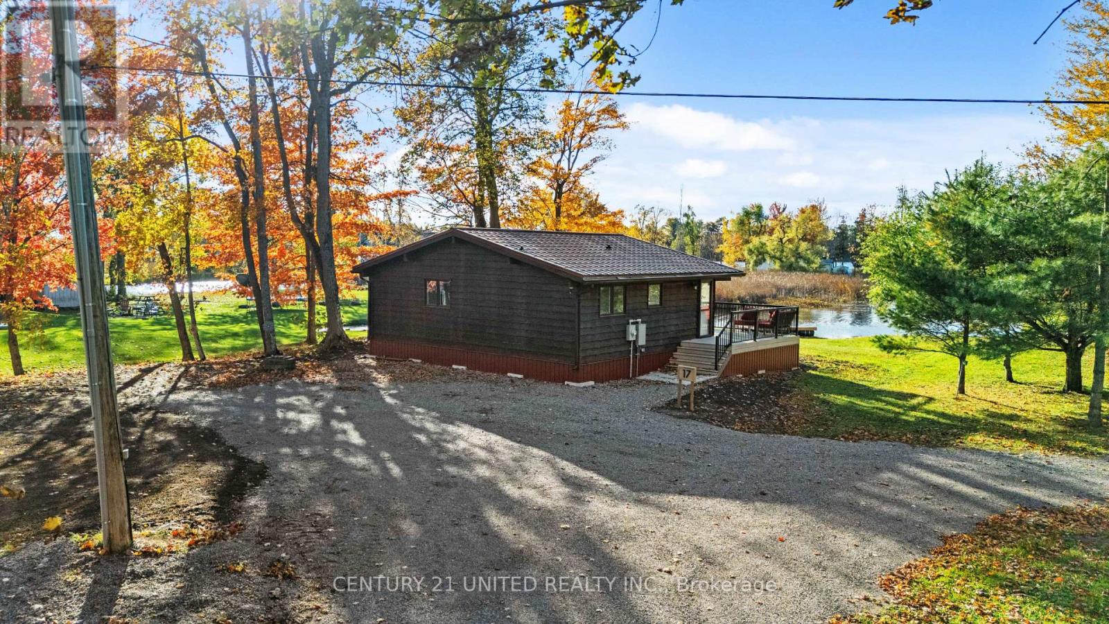 17 Rollie's Bay Road E, Curve Lake First Nation 35, Ontario  K0L 1R0 - Photo 3 - X12474858
