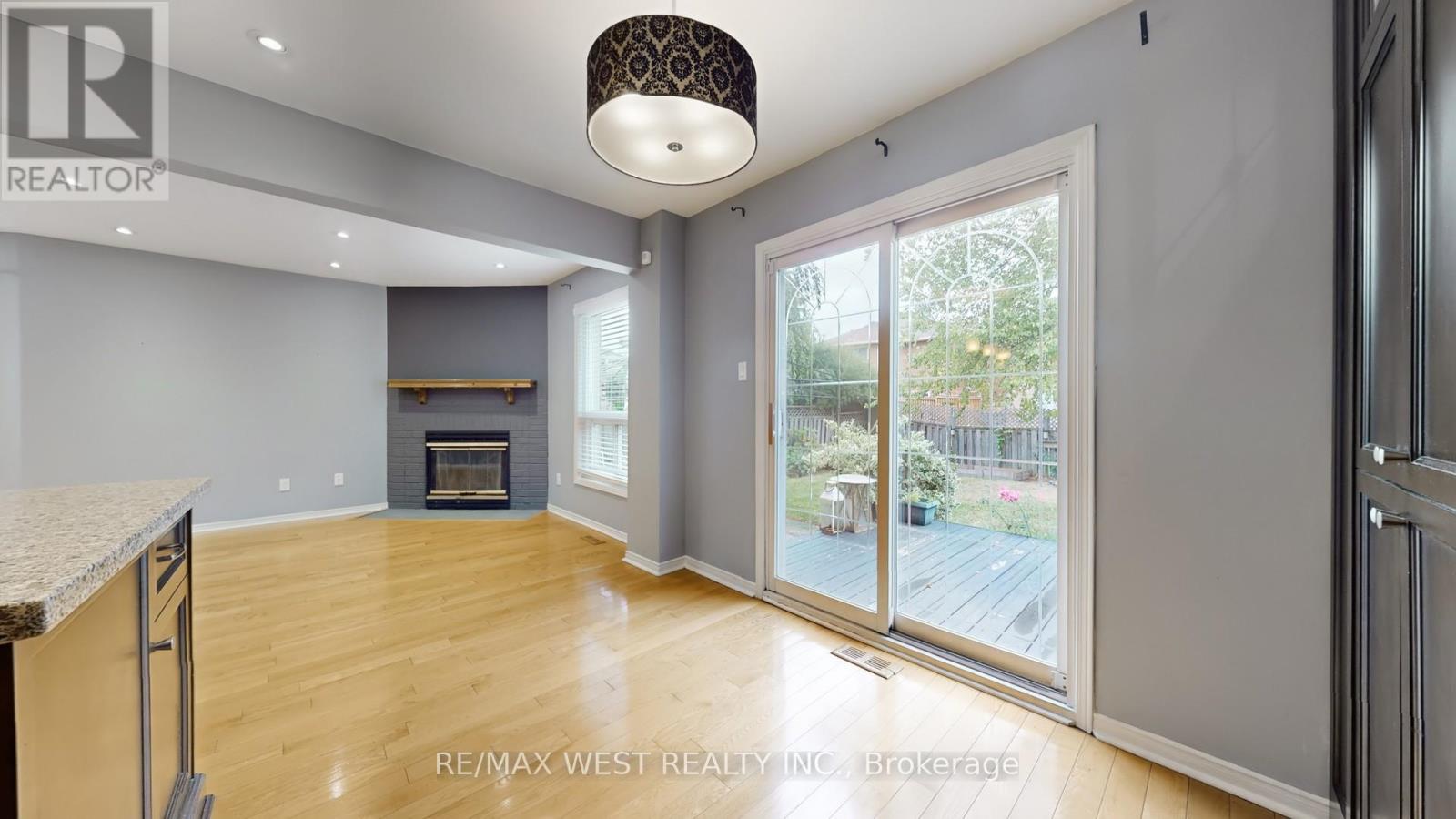 7147 Harding Crescent, Mississauga, Ontario  L5N 5P5 - Photo 16 - W12465028