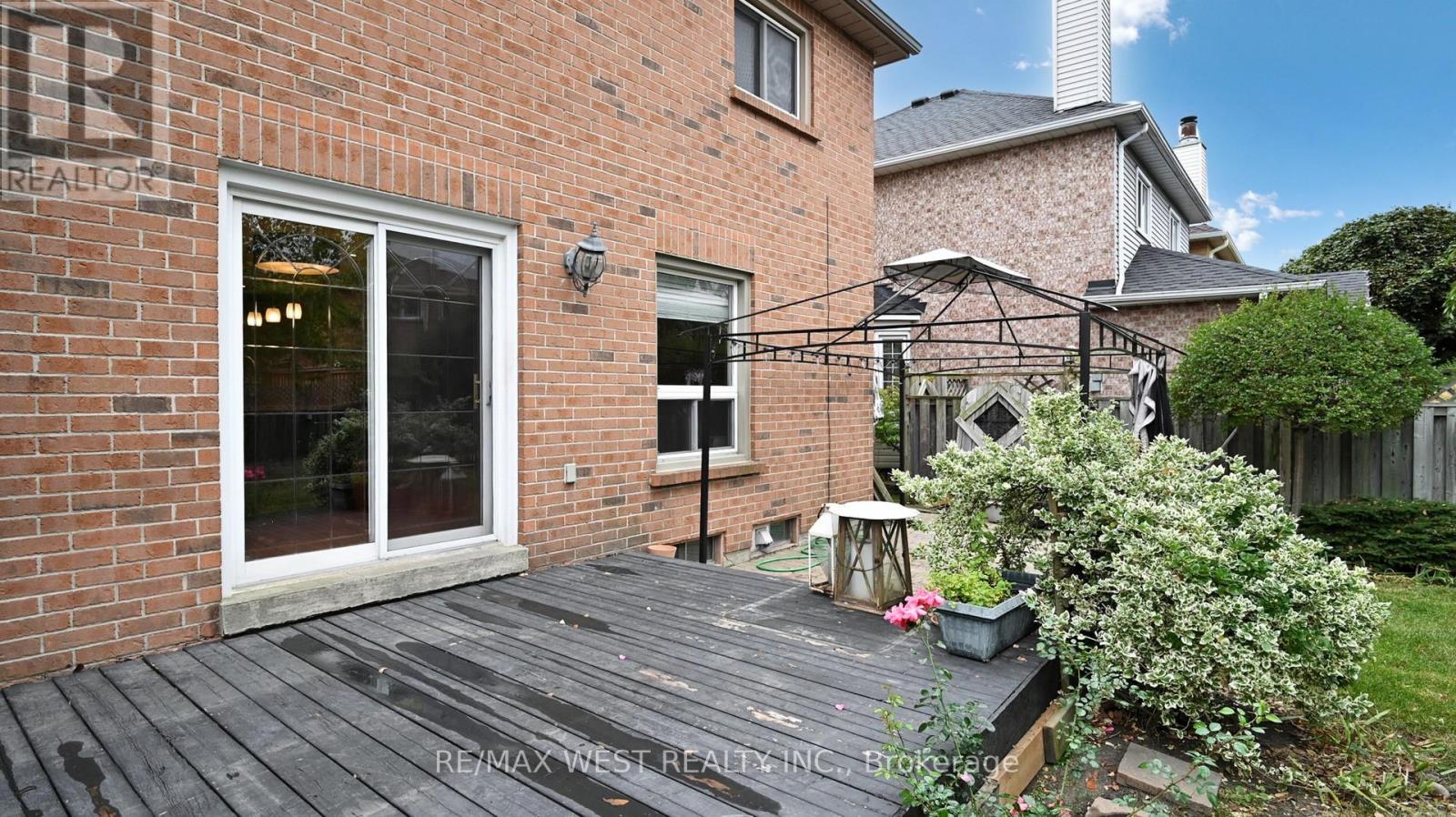 7147 Harding Crescent, Mississauga, Ontario  L5N 5P5 - Photo 48 - W12465028
