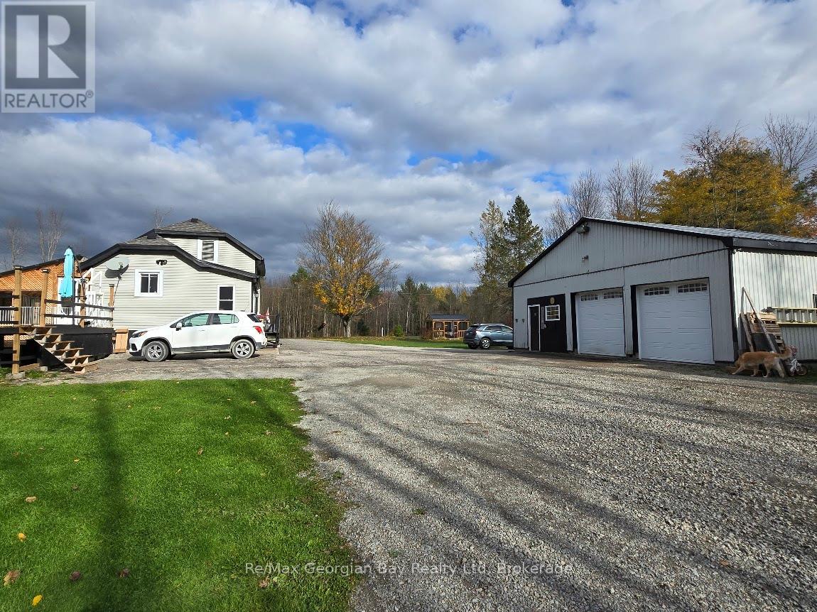 2066 Irish Line, Severn, Ontario  L0K 1E0 - Photo 2 - S12475029