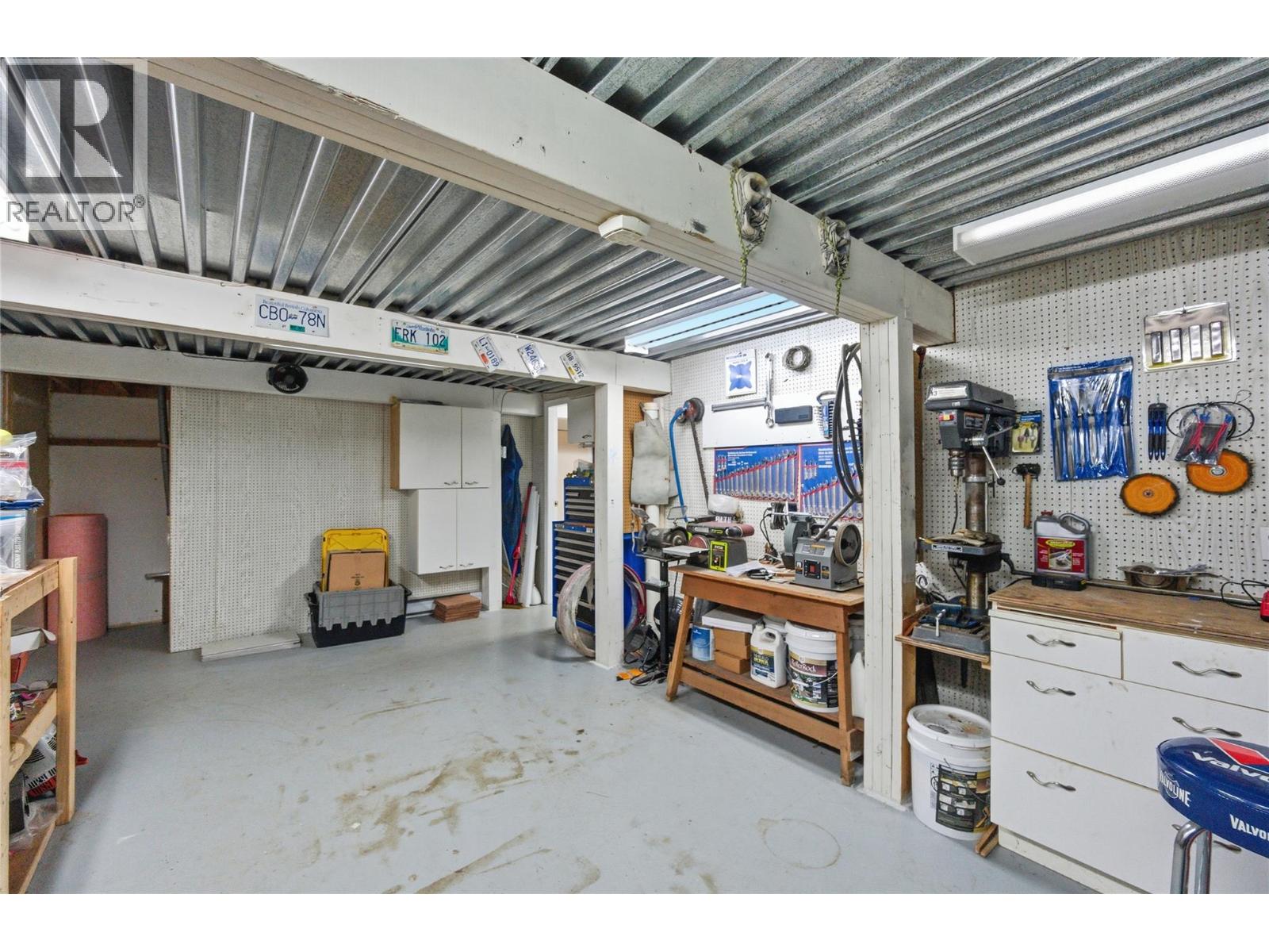 3395 Southridge Drive, Castlegar, British Columbia  V1N 4G1 - Photo 43 - 10366271