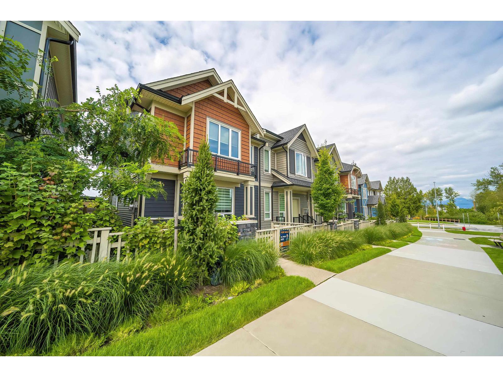 7781 206 Street, Langley, British Columbia  V2Y 1X3 - Photo 3 - R3039005