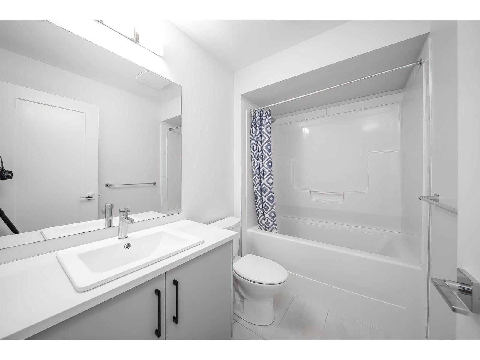 7781 206 Street, Langley, British Columbia  V2Y 1X3 - Photo 24 - R3039005