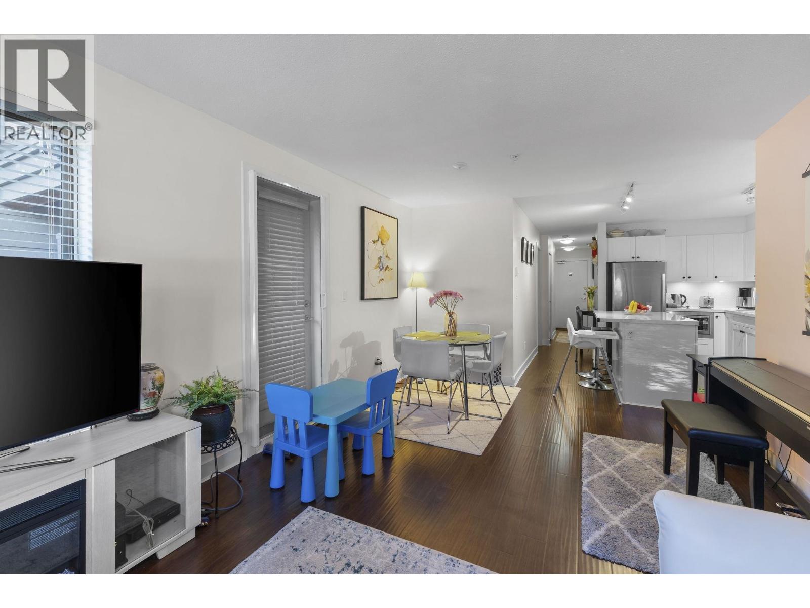 211 500 Royal Avenue, New Westminster, British Columbia  V3L 0G5 - Photo 6 - R3060586