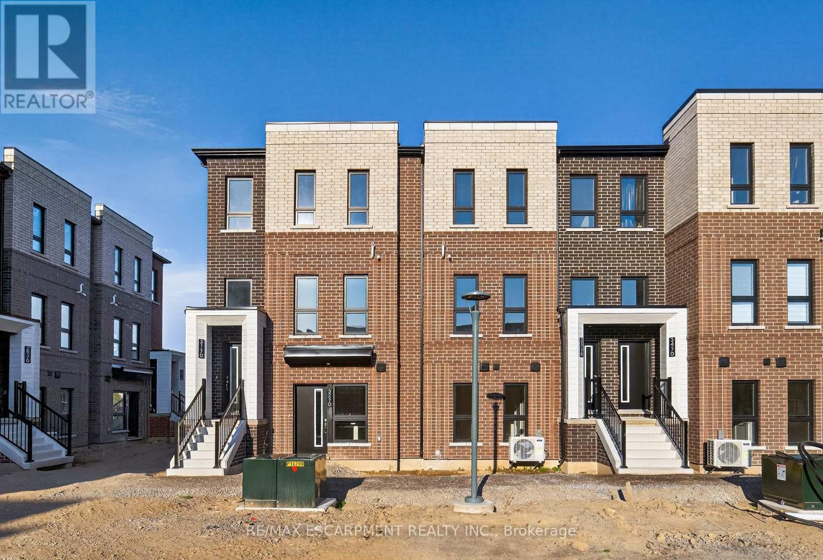 32 - 70 KENESKY DRIVE, Hamilton, Ontario
