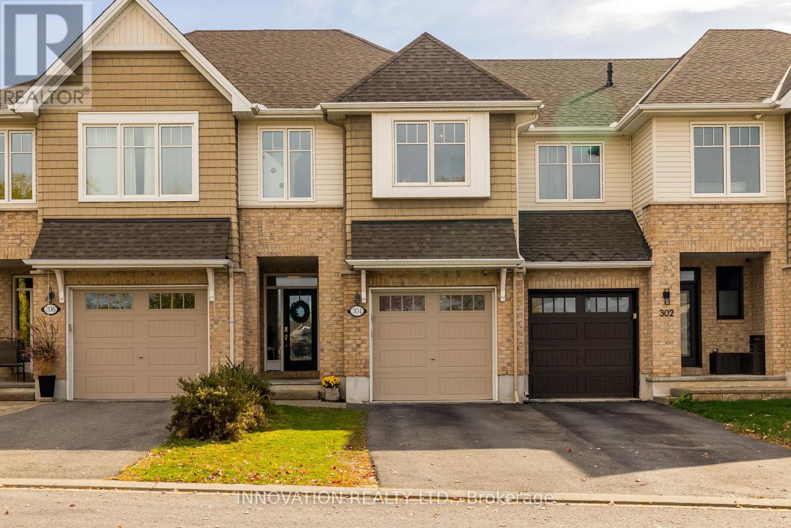 304 MISHAWASHKODE STREET, Ottawa, Ontario