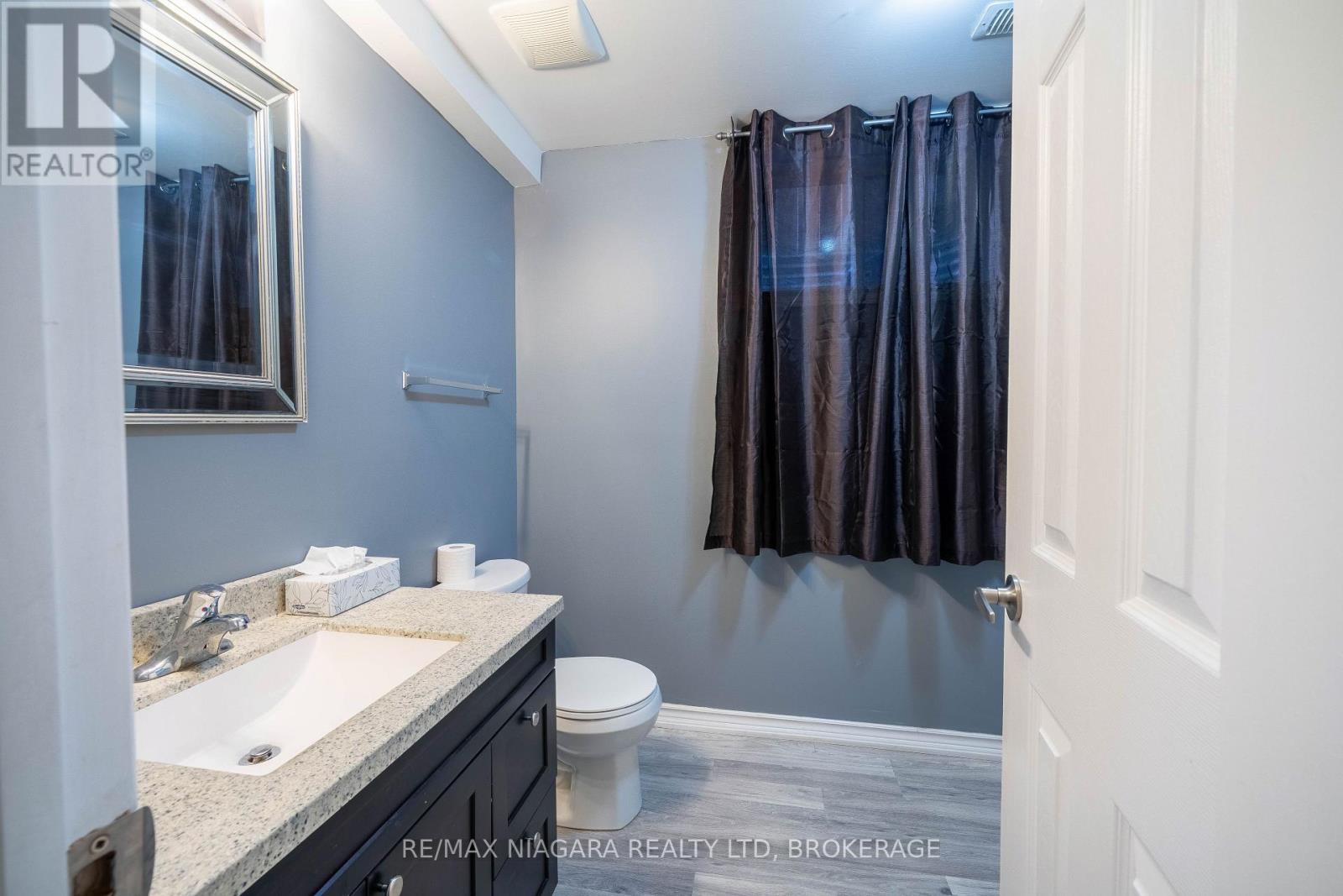 2 Marren Street, St. Catharines, Ontario  L2P 2J6 - Photo 38 - X12475013