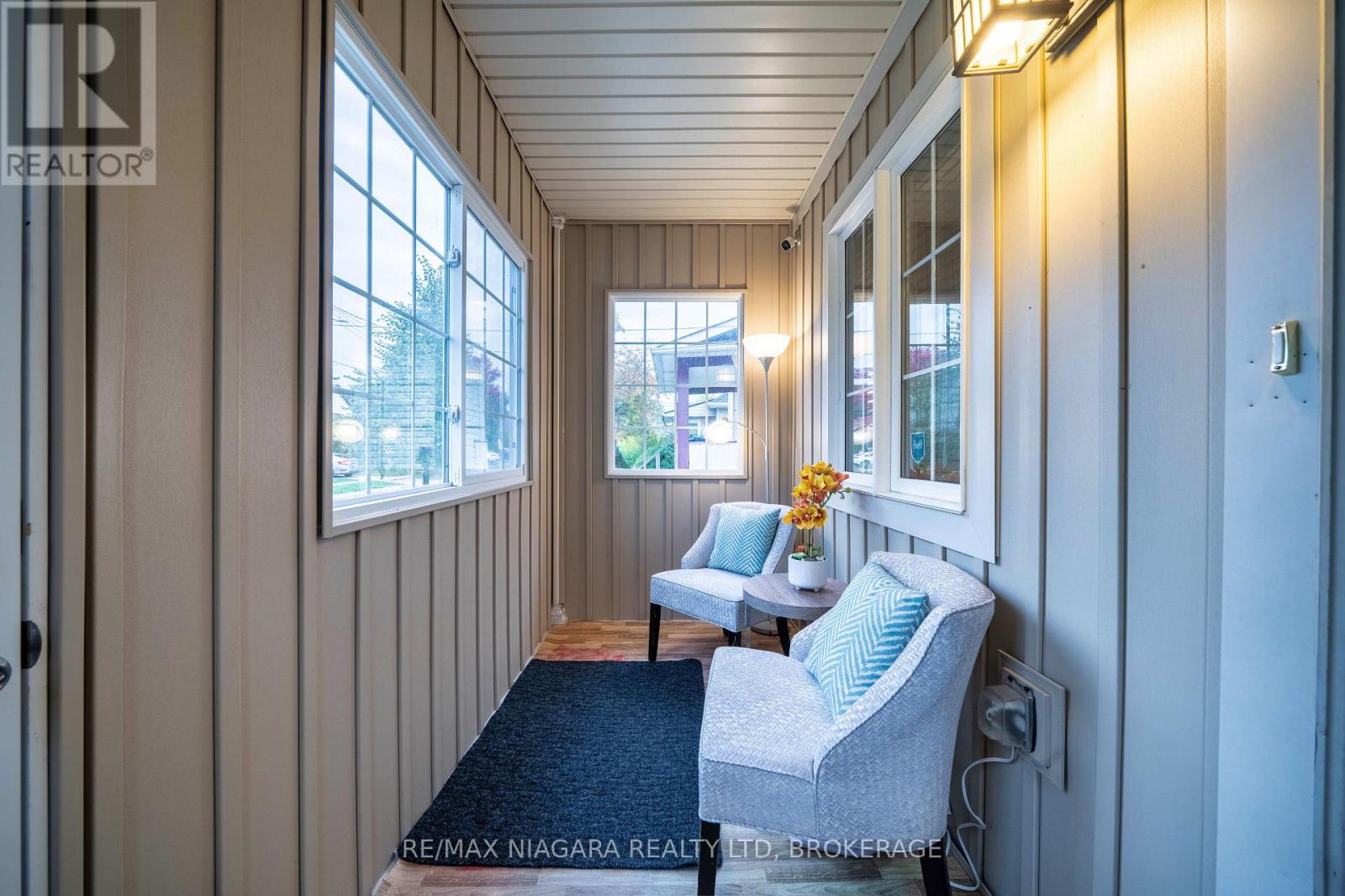 2 Marren Street, St. Catharines, Ontario  L2P 2J6 - Photo 4 - X12475013