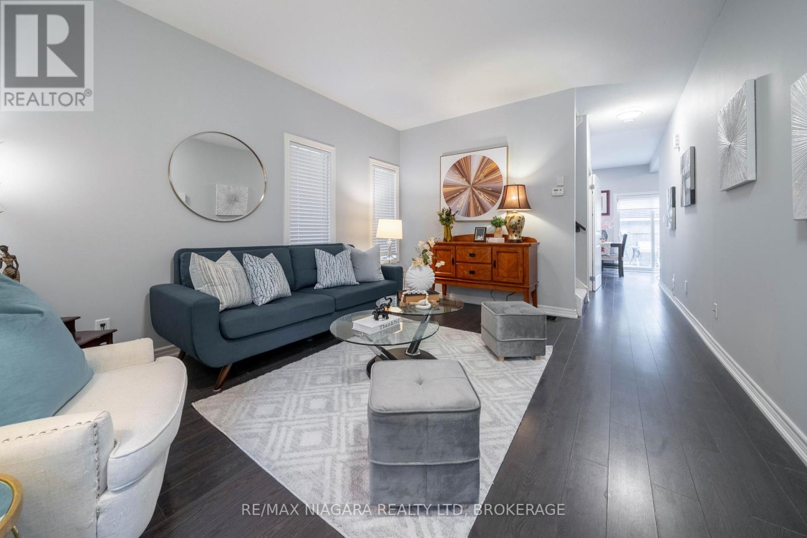 2 Marren Street, St. Catharines, Ontario  L2P 2J6 - Photo 7 - X12475013