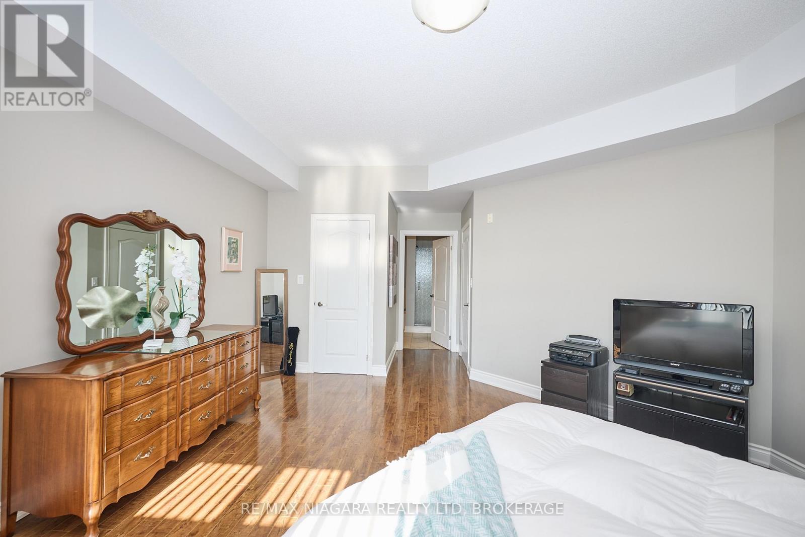 427 - 8111 Forest Glen Drive, Niagara Falls, Ontario  L2H 2Y7 - Photo 13 - X12475019