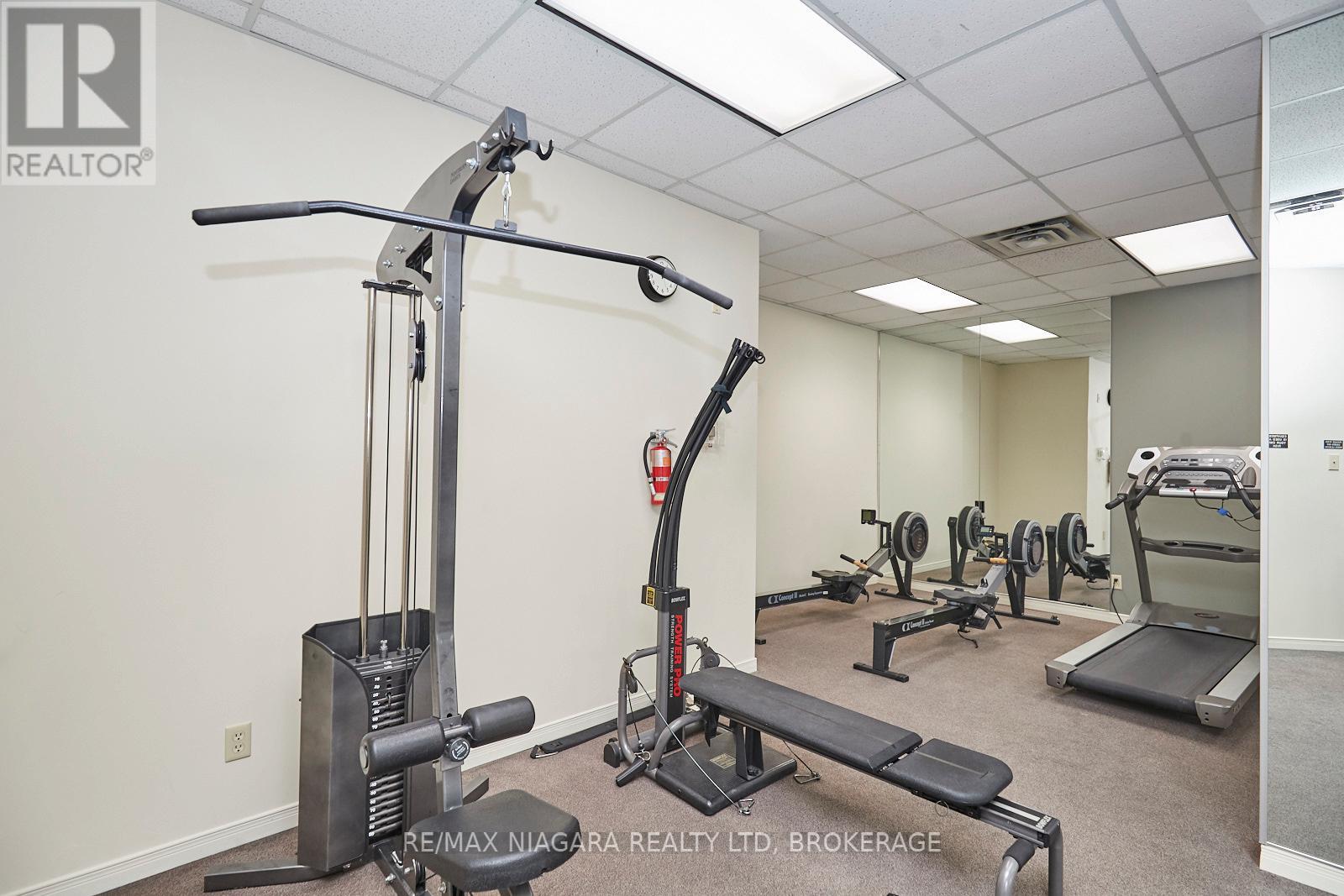 427 - 8111 Forest Glen Drive, Niagara Falls, Ontario  L2H 2Y7 - Photo 34 - X12475019