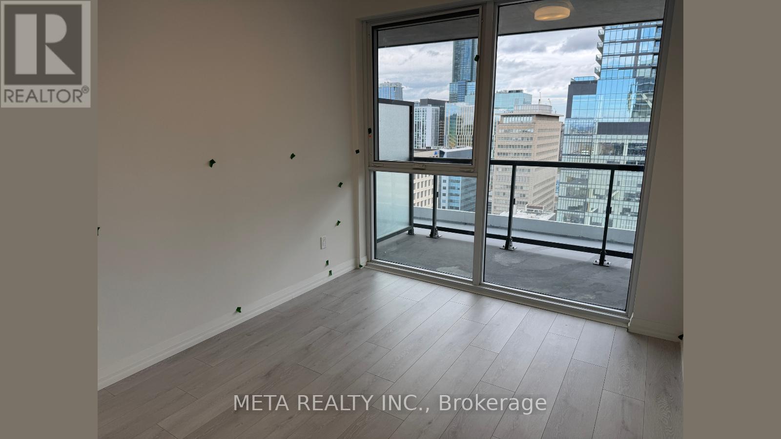 2404 - 280 Dundas Street, Toronto, Ontario  M5T 0E3 - Photo 6 - C12475012