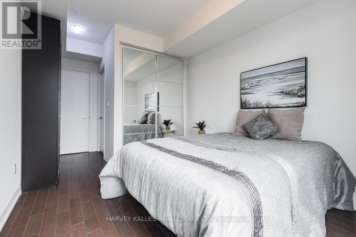 1725 - 460 Adelaide Street E, Toronto, Ontario  M5A 0E7 - Photo 5 - C12475015