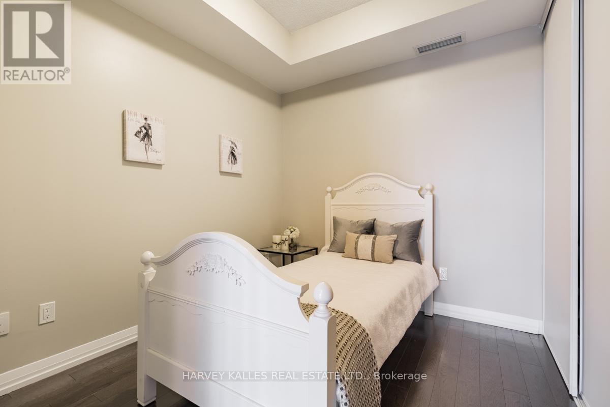 1725 - 460 Adelaide Street E, Toronto, Ontario  M5A 0E7 - Photo 7 - C12475015