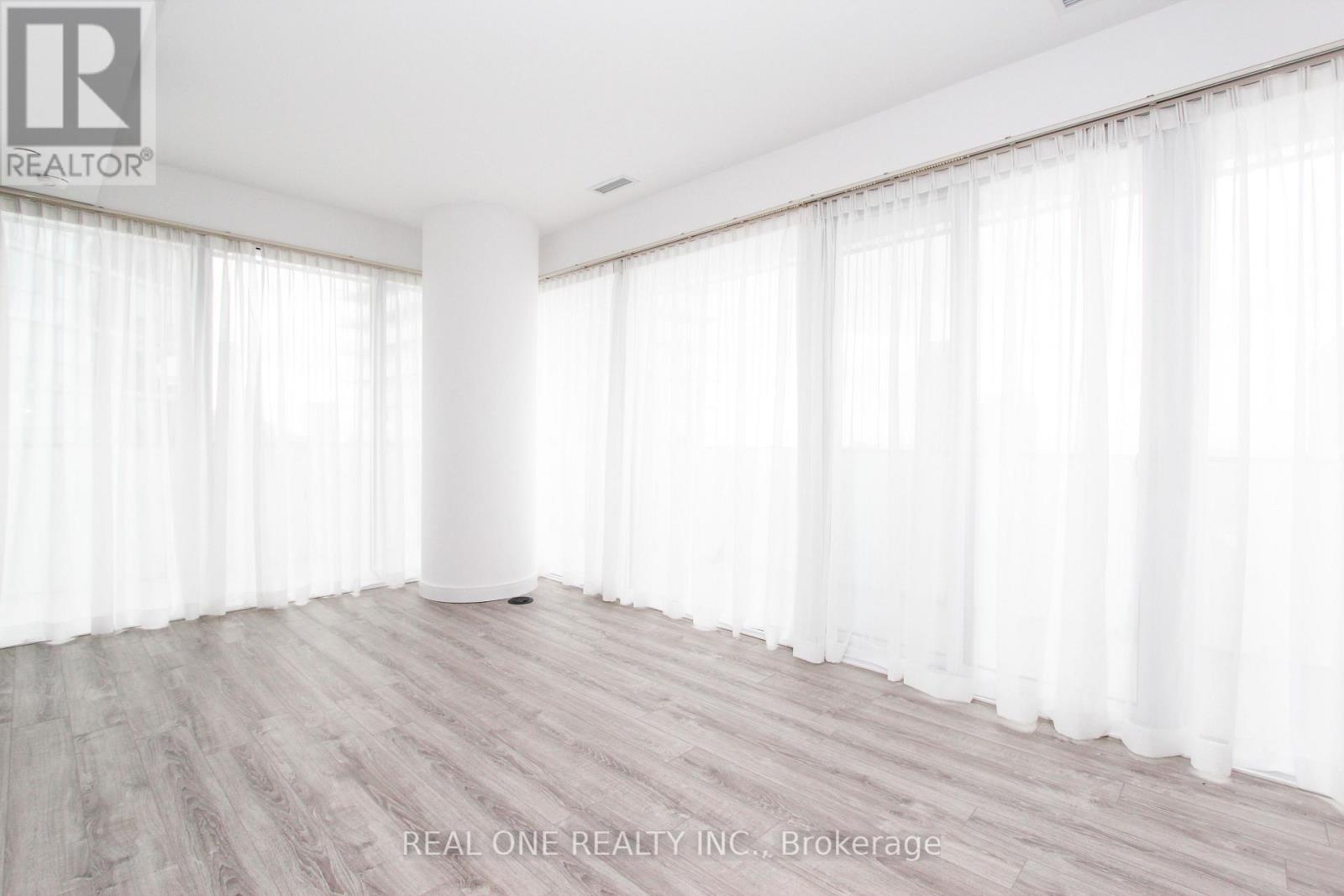 3903 - 42 Charles Street E, Toronto, Ontario  M4Y 0B7 - Photo 3 - C12475043