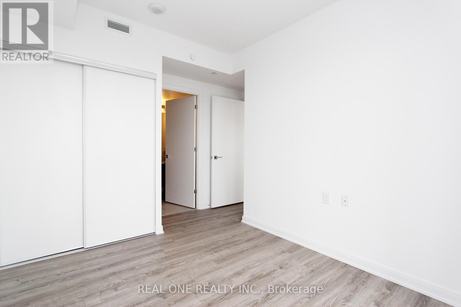 3903 - 42 Charles Street E, Toronto, Ontario  M4Y 0B7 - Photo 5 - C12475043