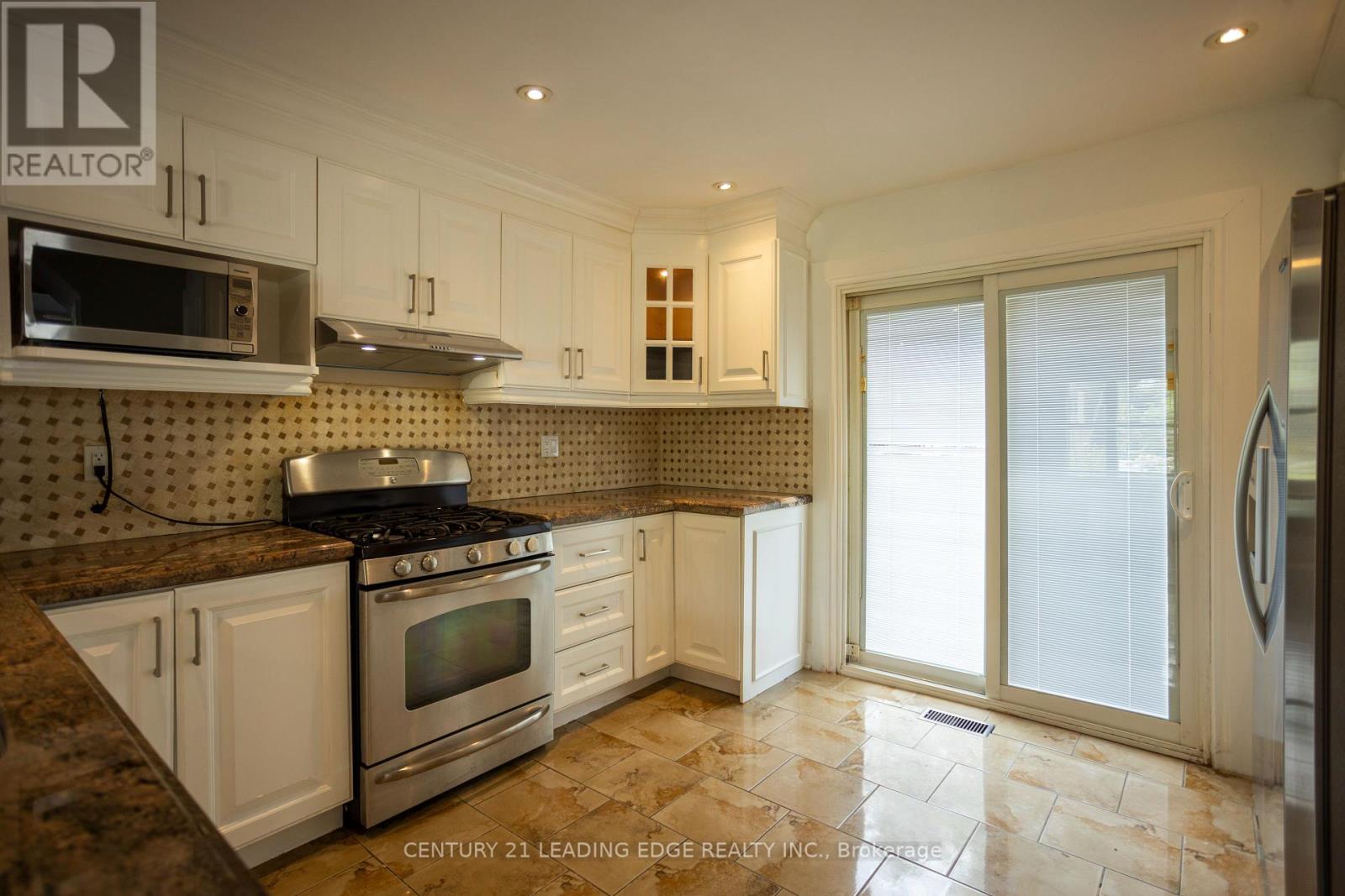 68 Nipigon Avenue, Toronto, Ontario  M2M 2W1 - Photo 11 - C12475045