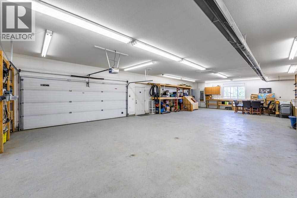 88 Sharp Hill Drive, Rural Rocky View County, Alberta  T4A 0P4 - Photo 39 - A2259077