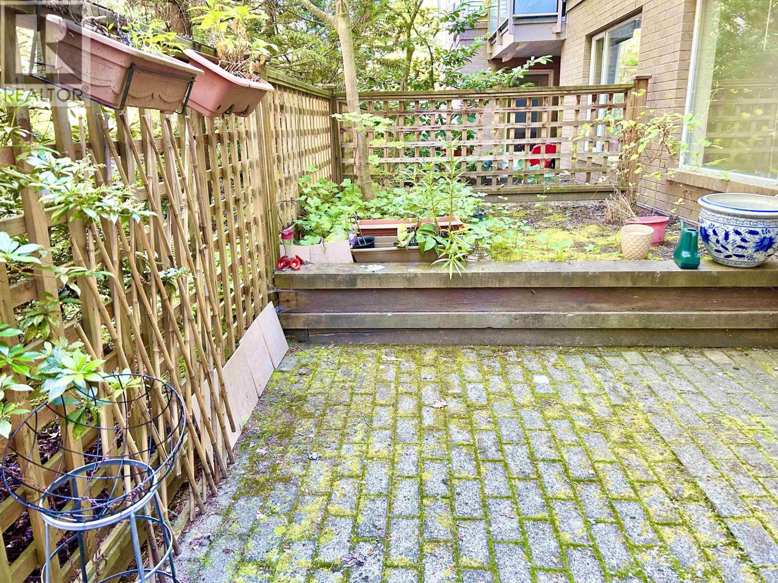 205 6742 Station Hill Court, Burnaby, British Columbia  V3N 4V2 - Photo 22 - R3060625