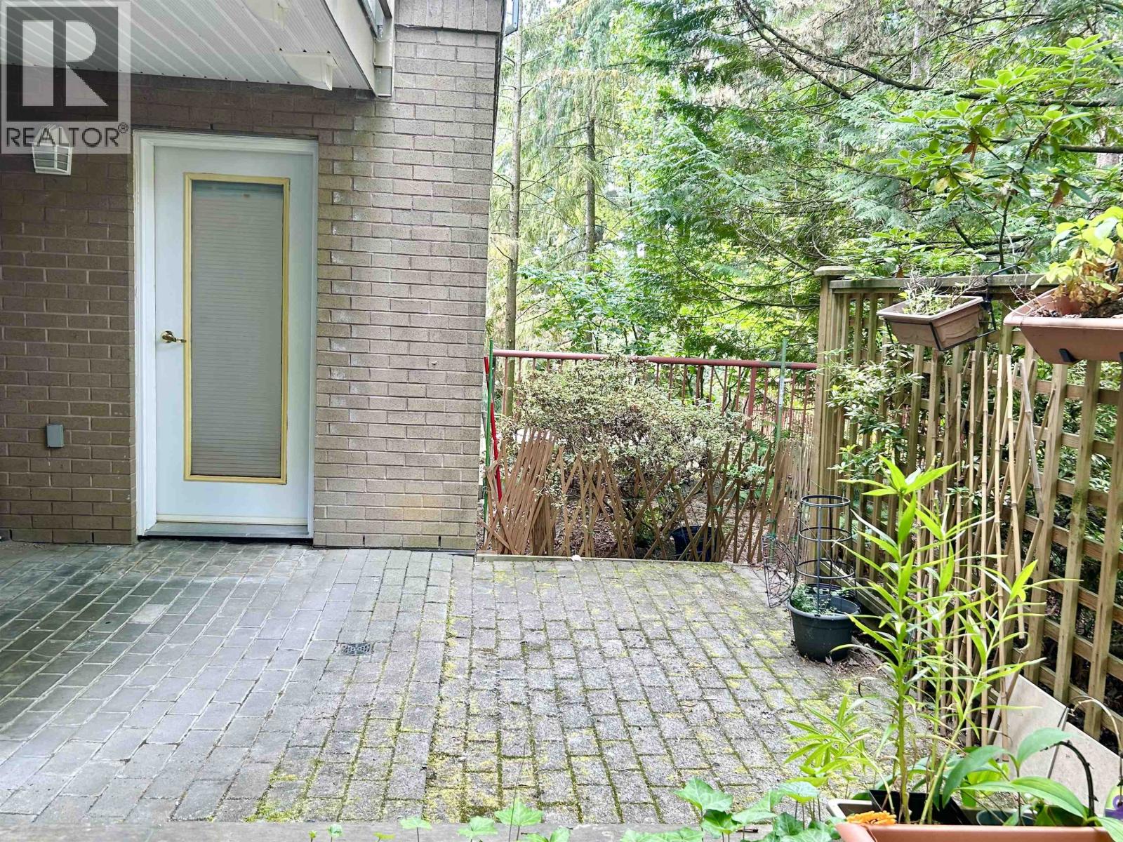 205 6742 Station Hill Court, Burnaby, British Columbia  V3N 4V2 - Photo 19 - R3060625