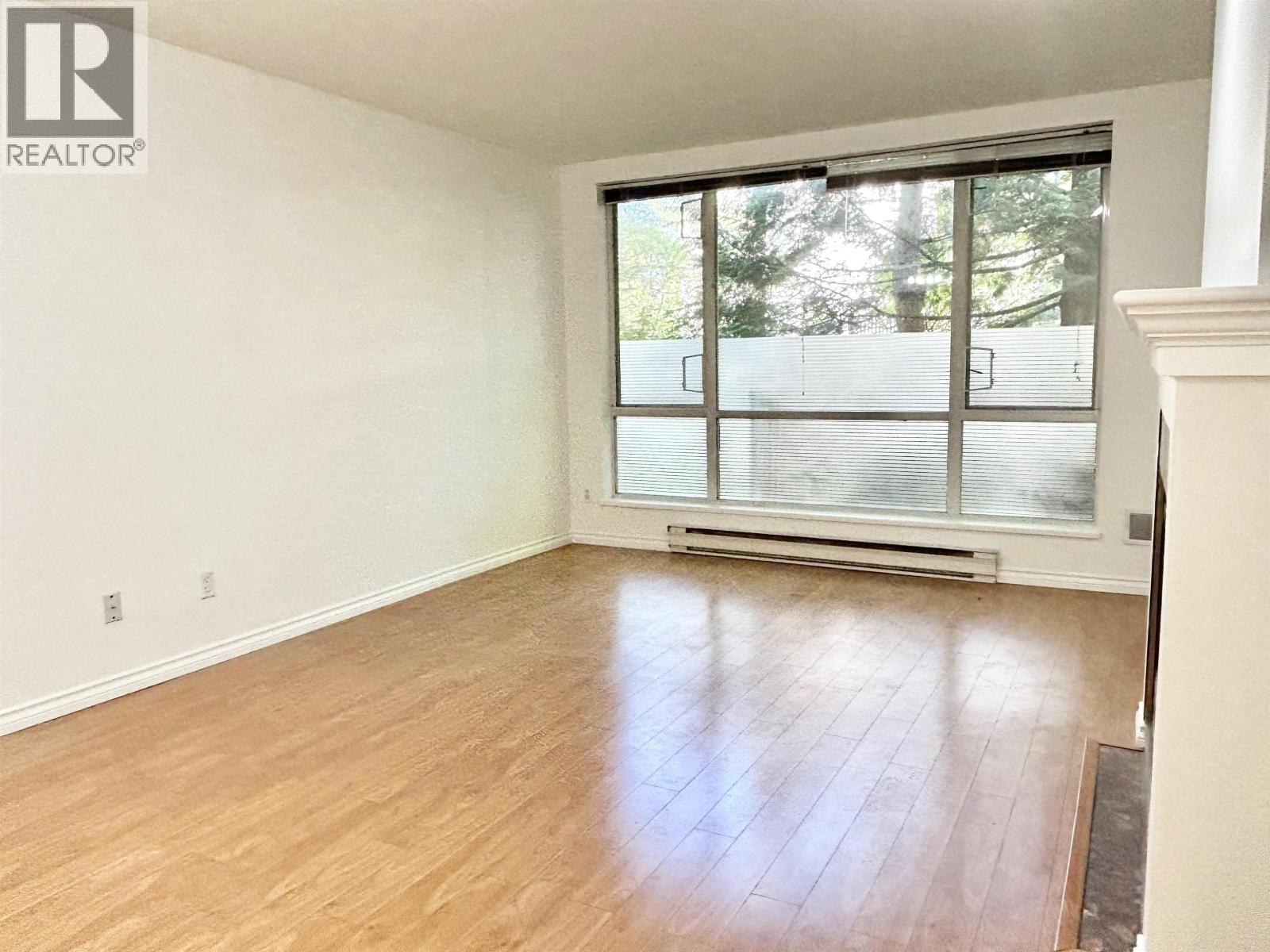 205 6742 Station Hill Court, Burnaby, British Columbia  V3N 4V2 - Photo 4 - R3060625