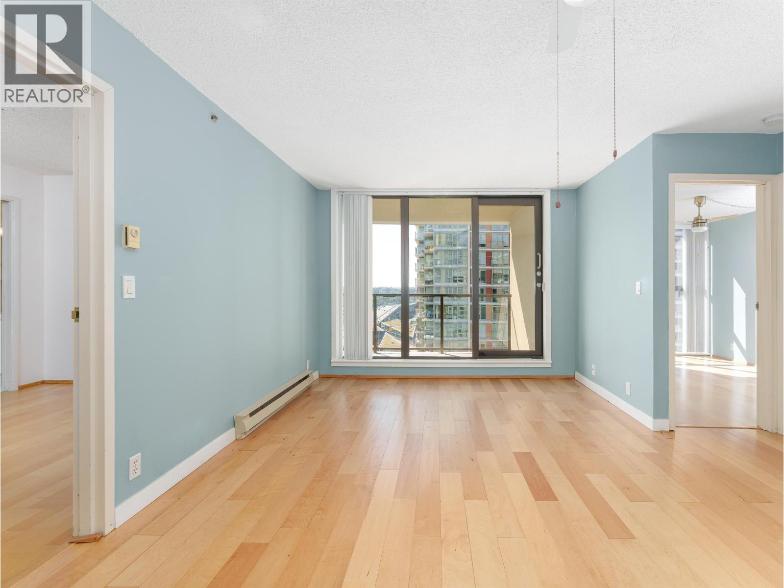 1605 789 Drake Street, Vancouver, British Columbia  V6Z 2N7 - Photo 2 - R3060689