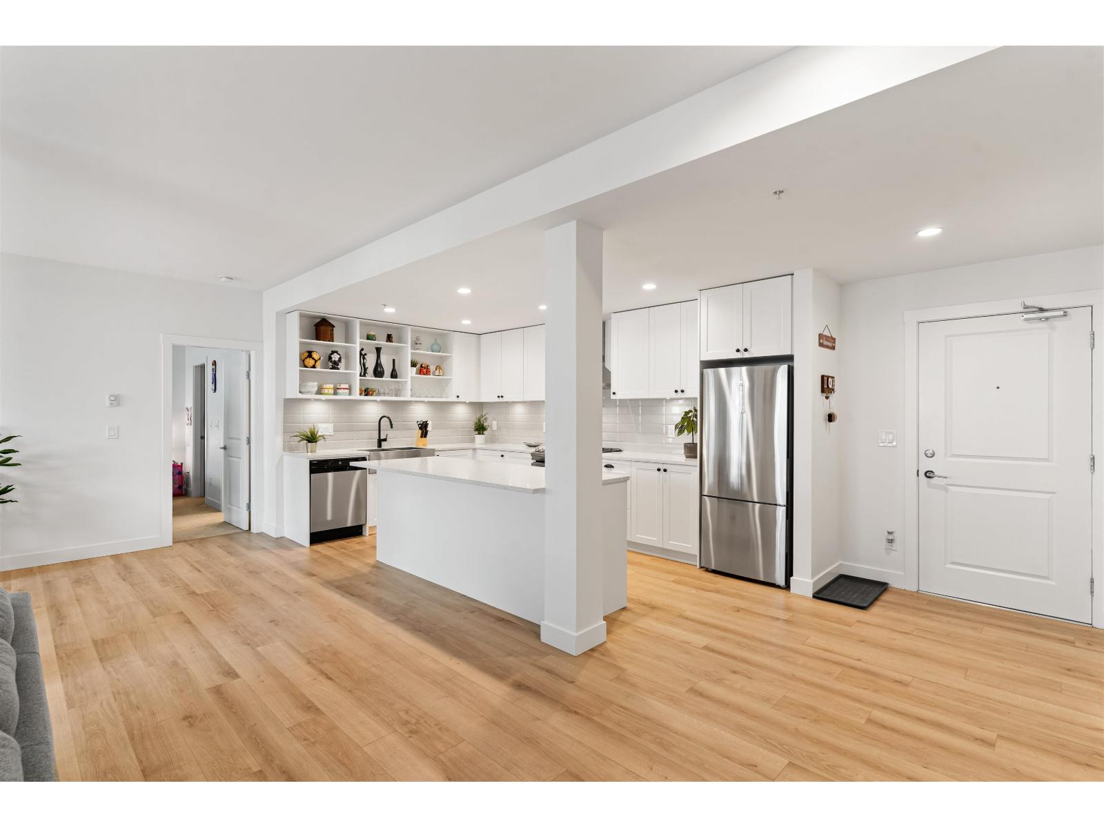 A213 20487 65 Avenue, Langley, British Columbia V2Y 3K5 - Photo 3 - R3060768