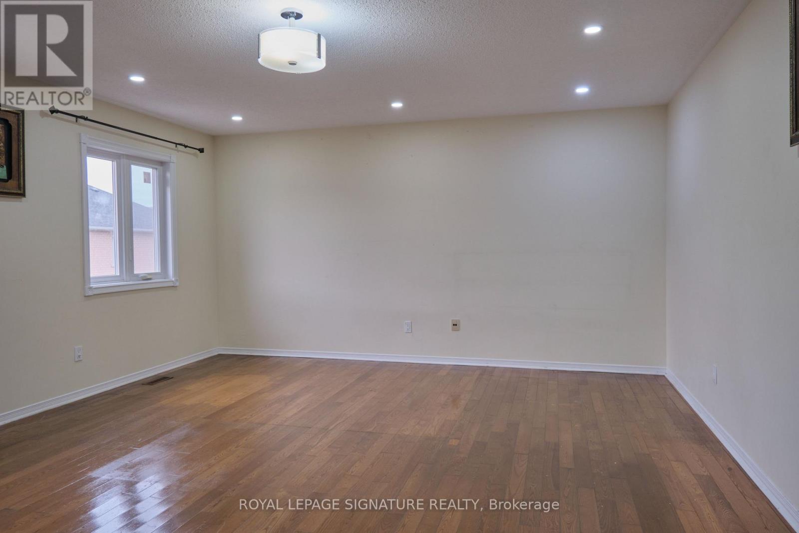 Upper - 12 Pacific Wind Crescent, Brampton, Ontario  L6R 1Y6 - Photo 17 - W12475014