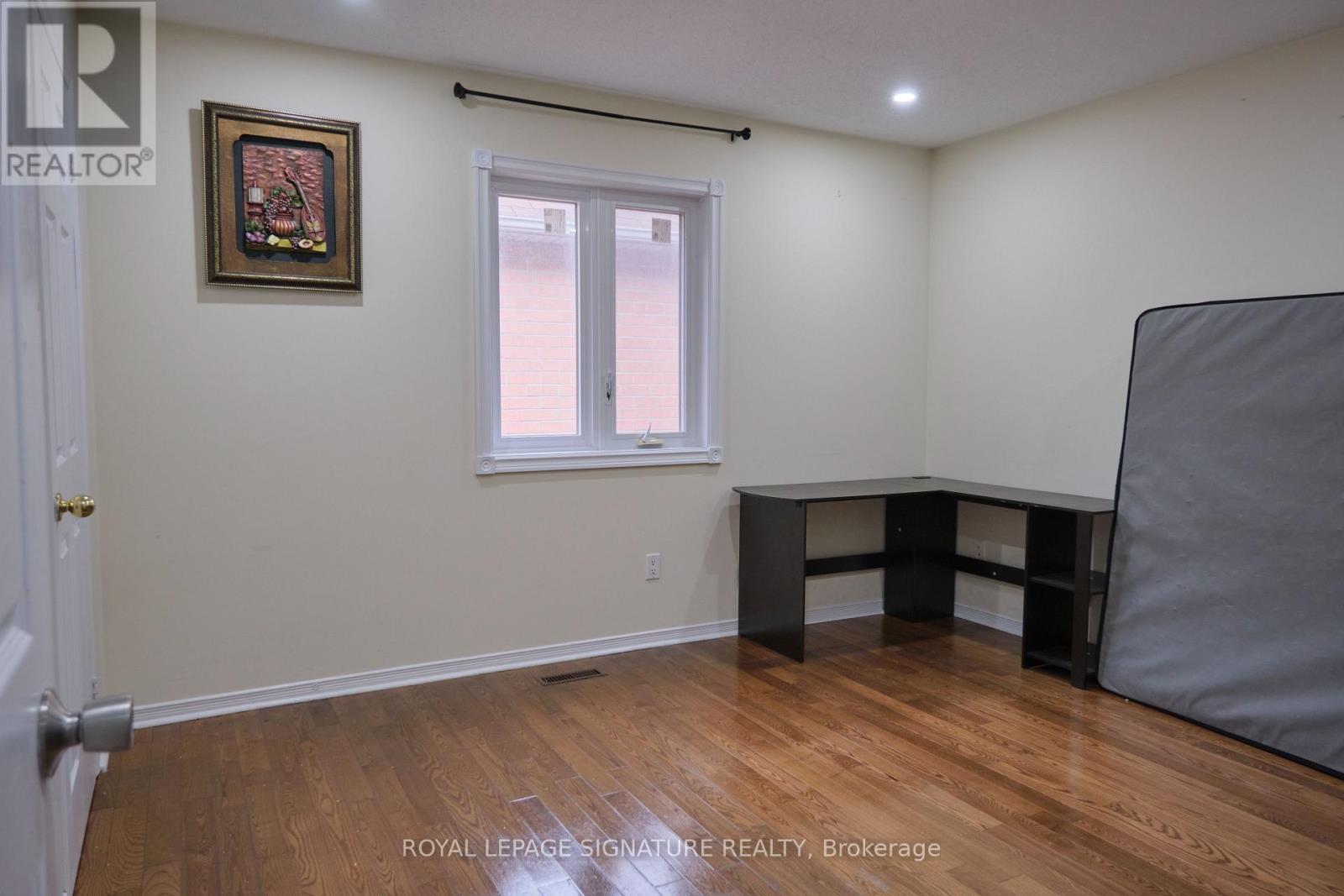 Upper - 12 Pacific Wind Crescent, Brampton, Ontario  L6R 1Y6 - Photo 21 - W12475014