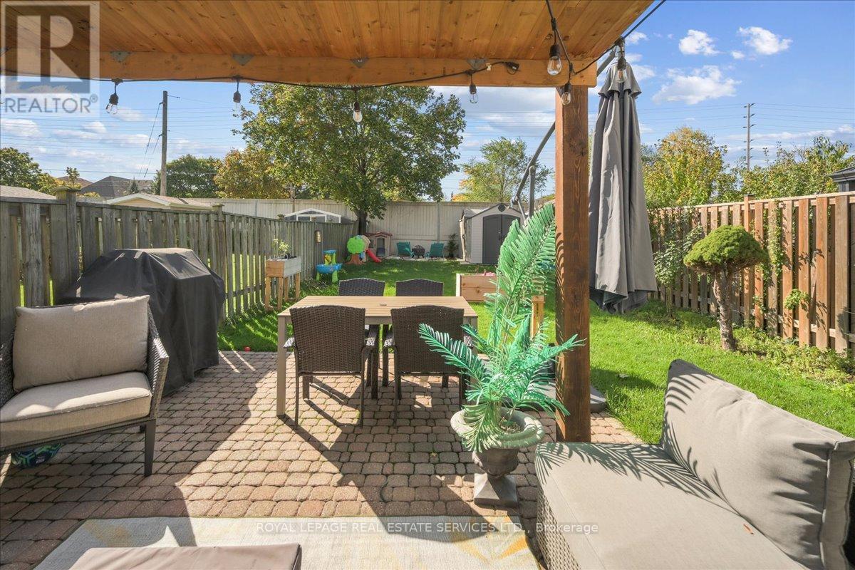 4336 Lee Drive, Mississauga, Ontario  L4W 4A8 - Photo 40 - W12475033