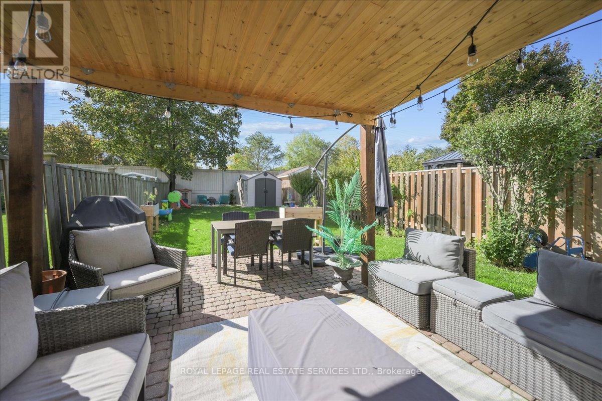 4336 Lee Drive, Mississauga, Ontario  L4W 4A8 - Photo 41 - W12475033