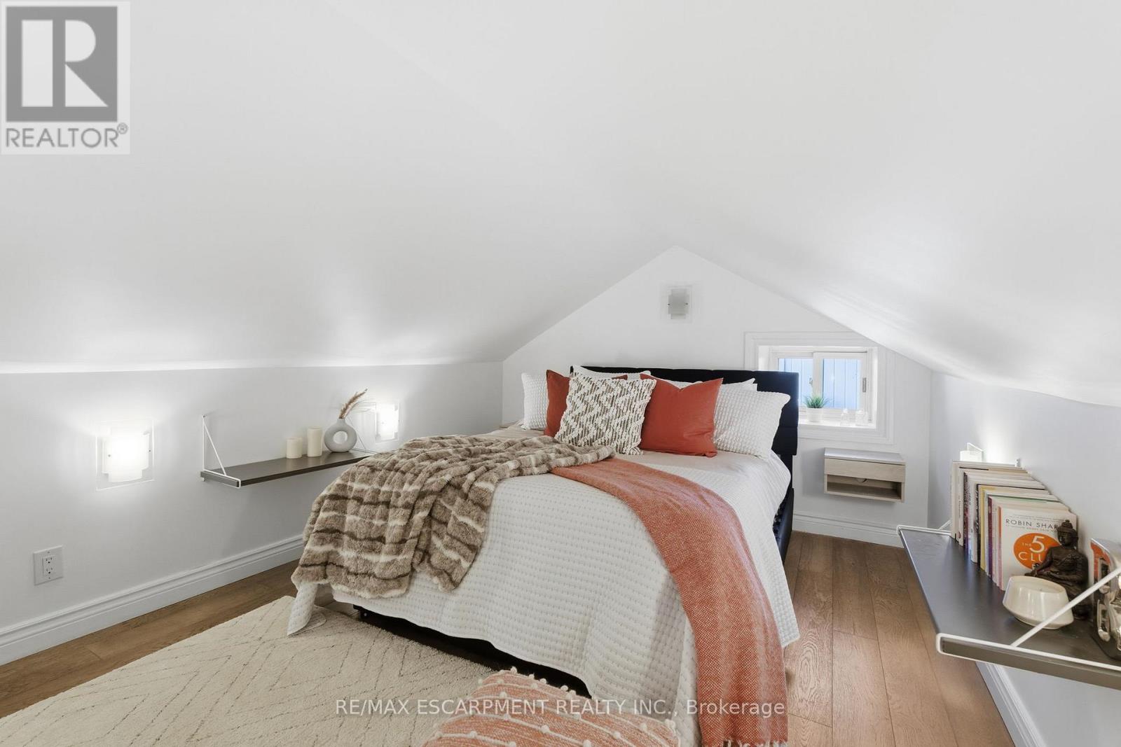 424 Plains Road W, Burlington, Ontario  L7T 1G9 - Photo 20 - W12475040
