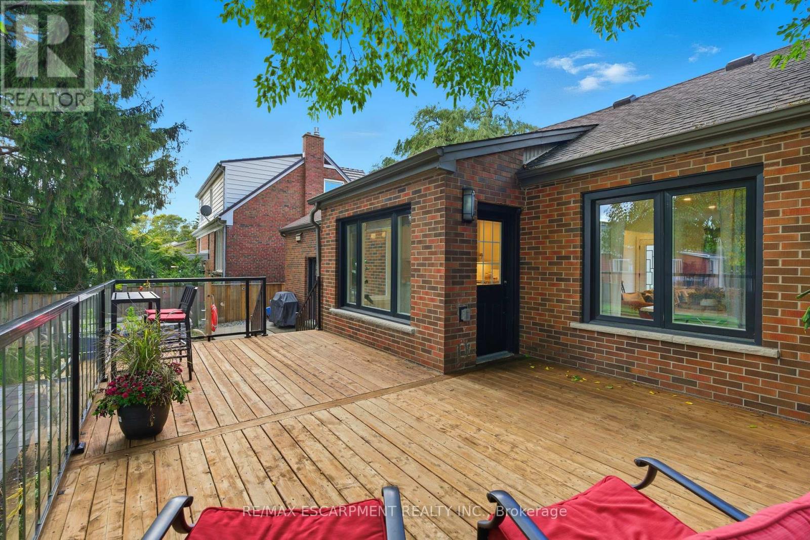 424 Plains Road W, Burlington, Ontario  L7T 1G9 - Photo 35 - W12475040