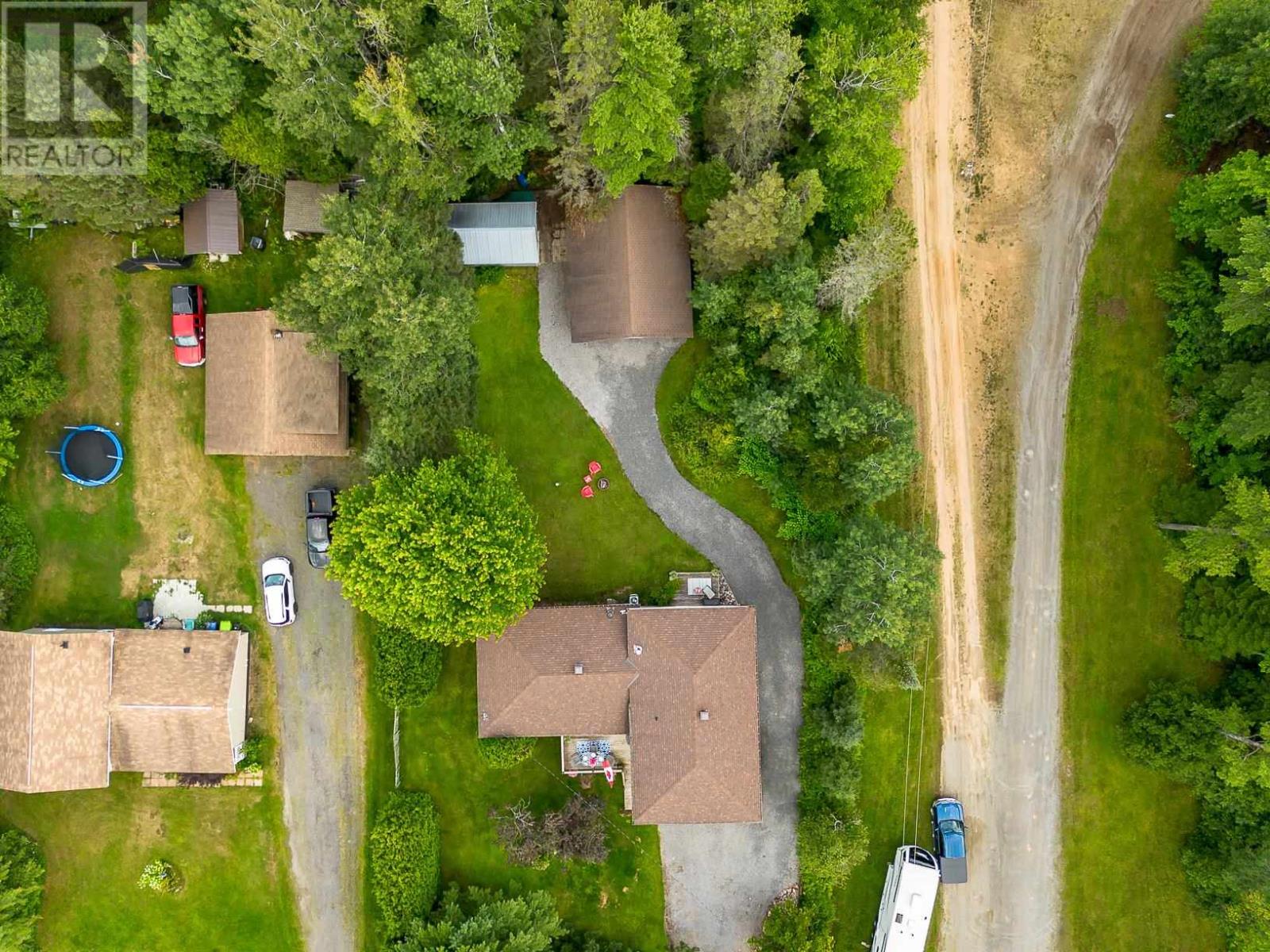 690 Walls Side Rd, Sault Ste. Marie, Ontario  P6A 6K4 - Photo 45 - SM253028