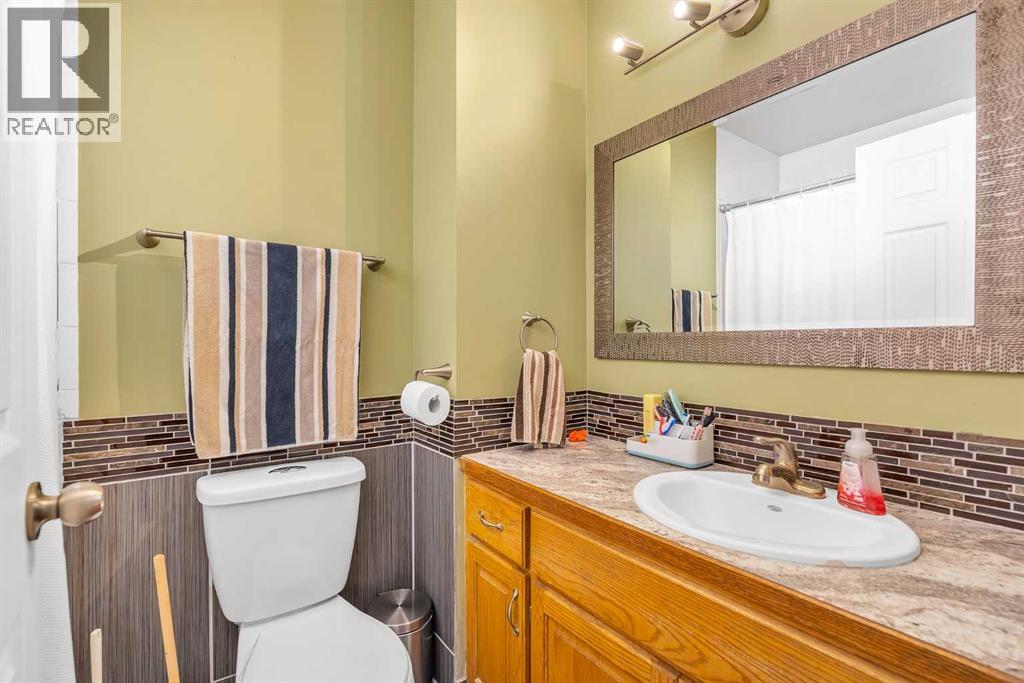 20 Westland Gate, Okotoks, Alberta  T1S 1N1 - Photo 23 - A2244976